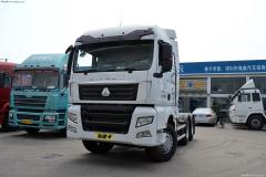 中國(guó)重汽 SITRAK C7H重卡 440馬力 6X4 牽引車(ZZ4256V324HD1B)