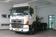 廣汽日野 700系列重卡 350馬力 6X4 牽引車(高頂)(YC4250SS2PK)