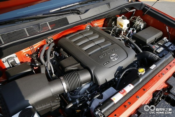 5.7L V8發(fā)動機(jī)